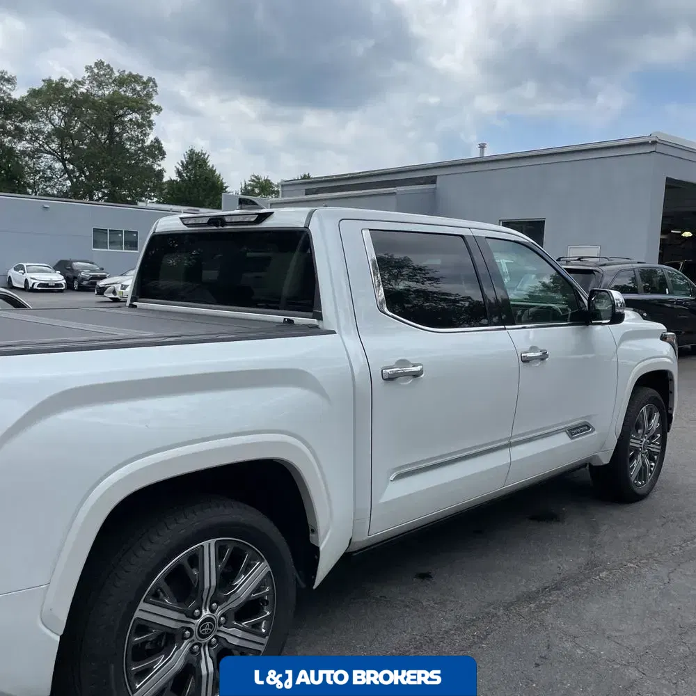 2023 Toyota Tundra Capstone HV