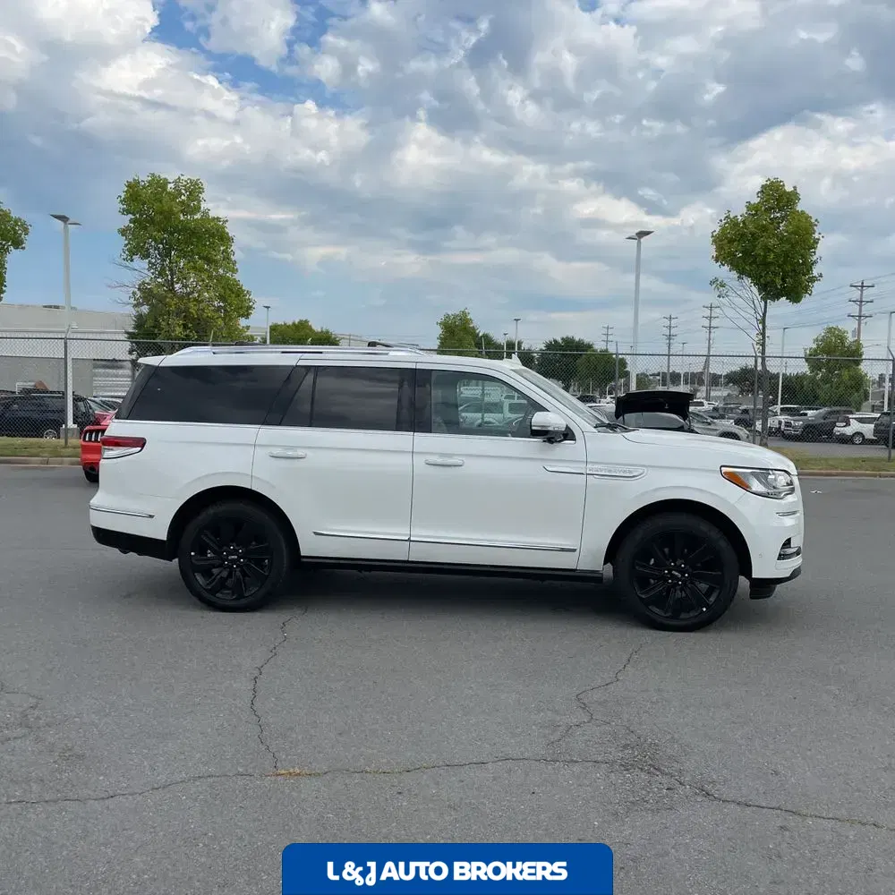 2024 Lincoln Navigator Reserve