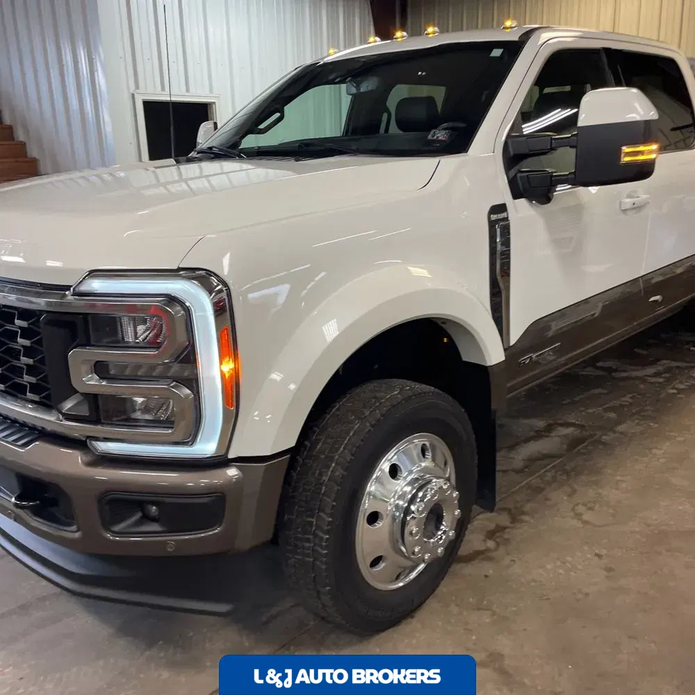 2023 Ford F-450 Super Duty King Ranch