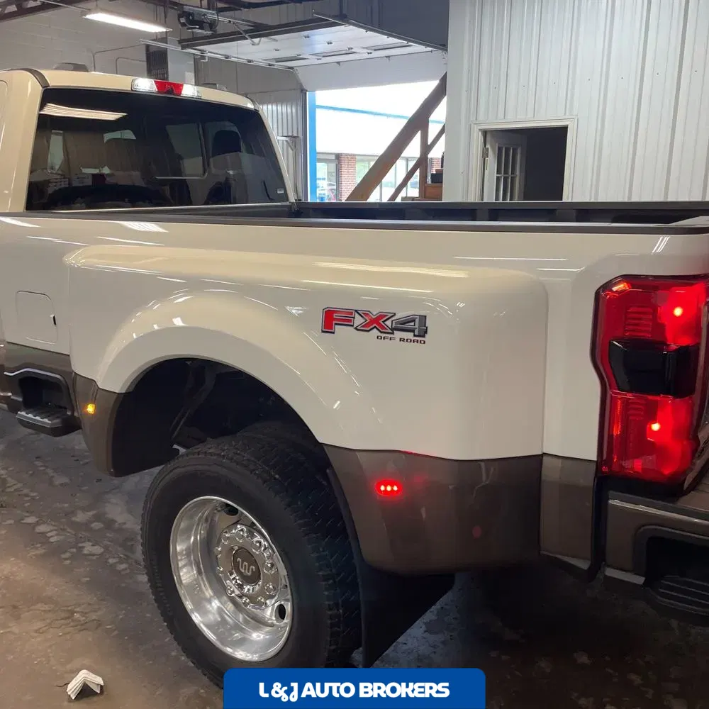 2023 Ford F-450 Super Duty King Ranch