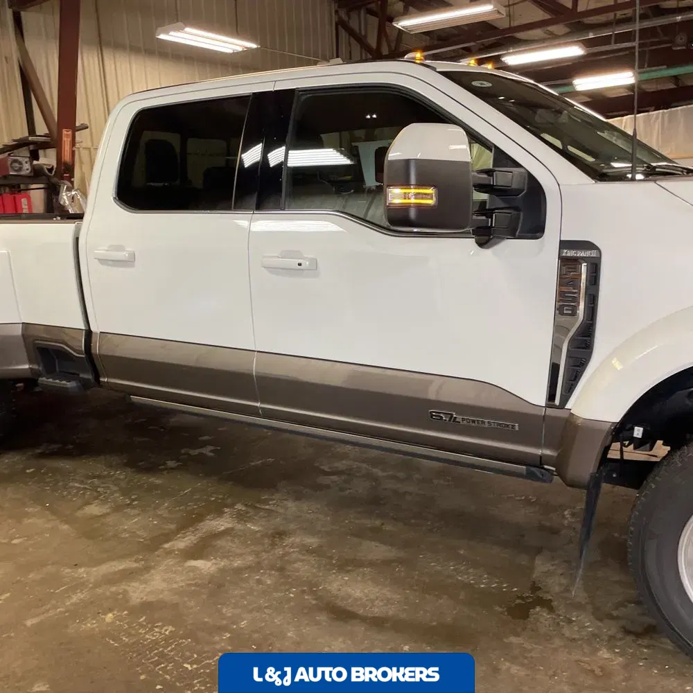 2023 Ford F-450 Super Duty King Ranch