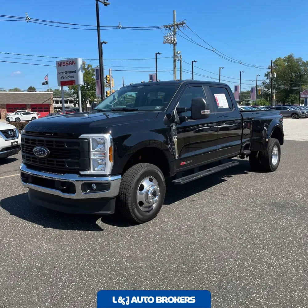 2025 Ford F-350 Super Duty XL