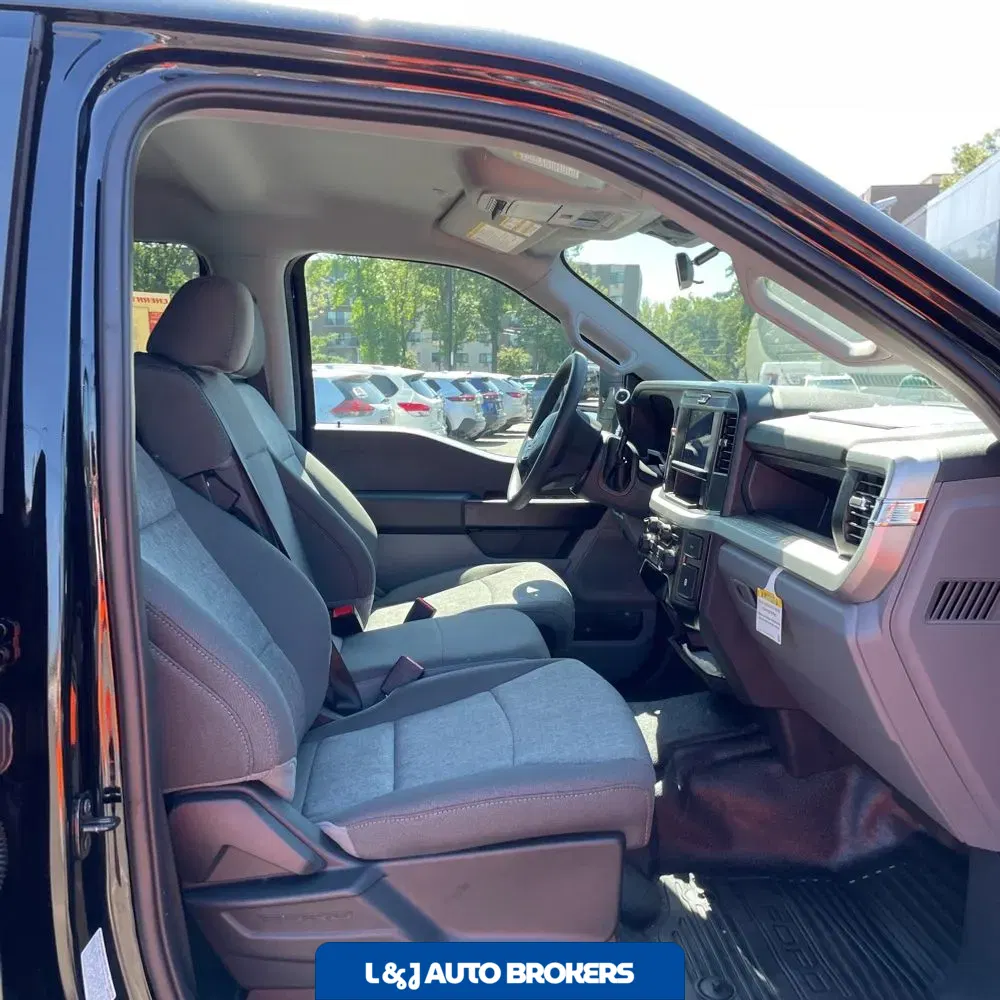 2025 Ford F-350 Super Duty XL