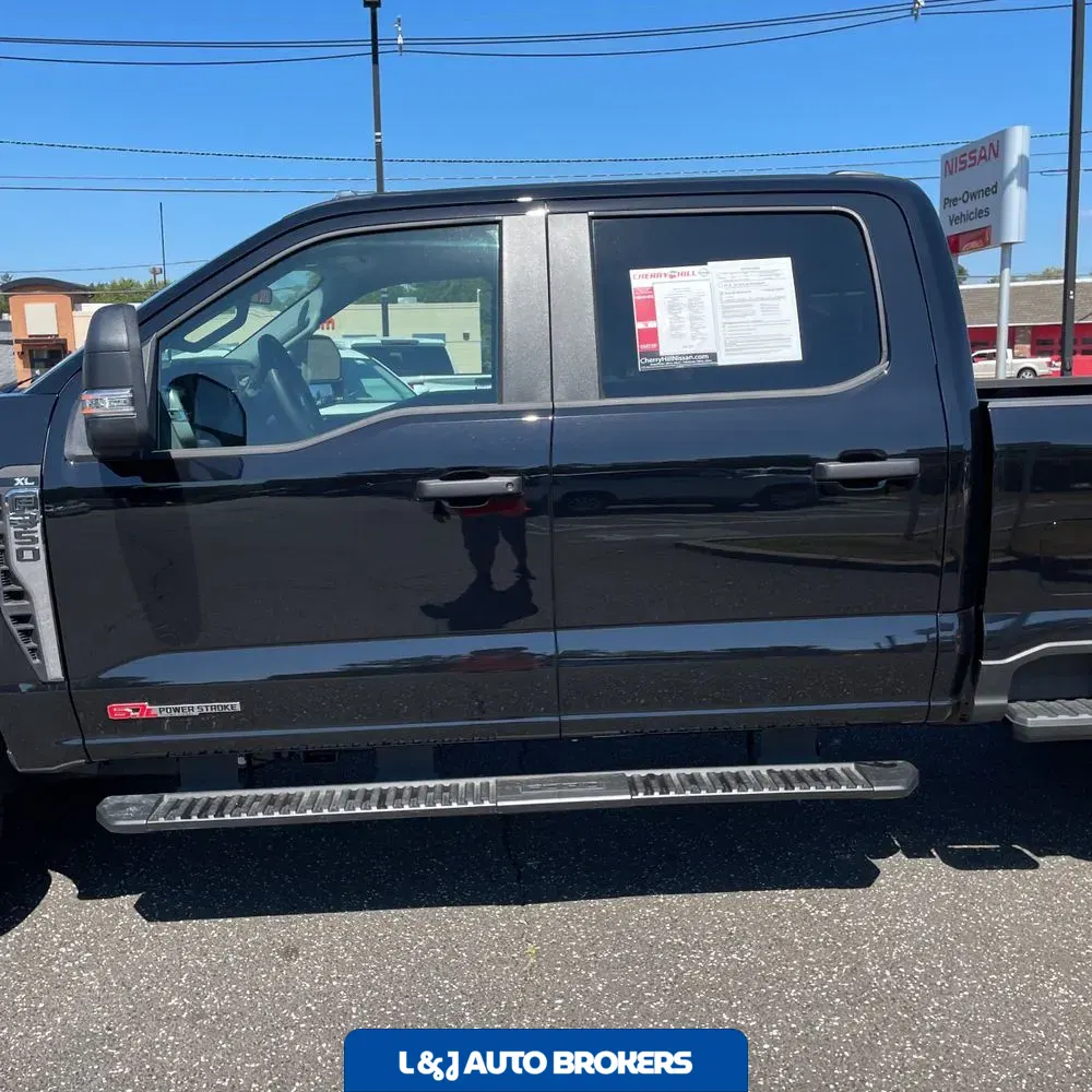 2025 Ford F-350 Super Duty XL