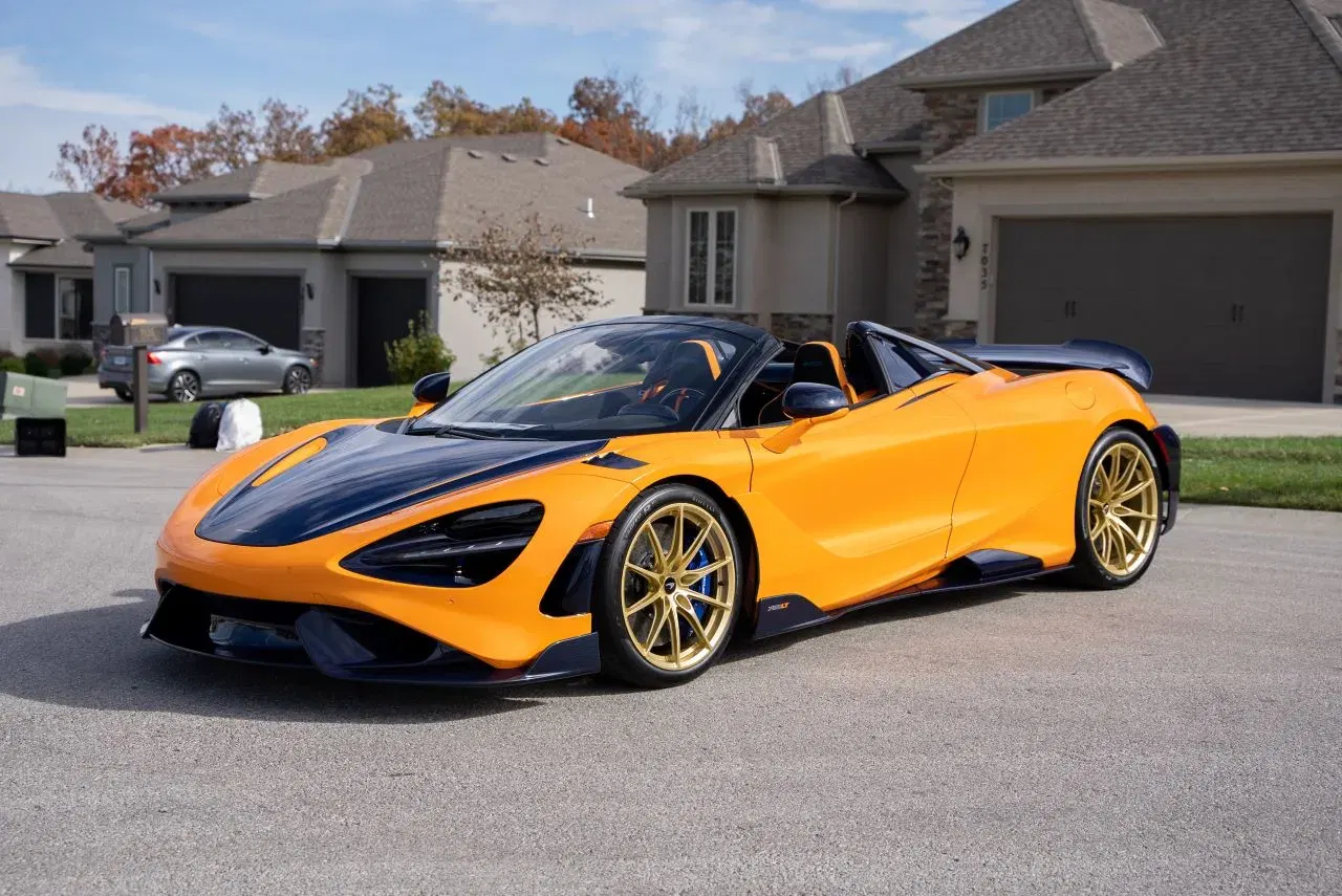 2022 McLaren 765LT Spider