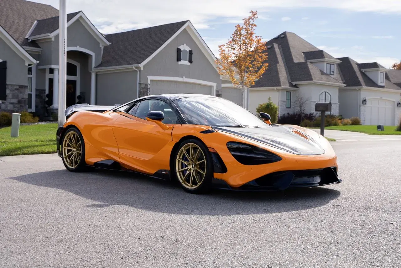 2022 McLaren 765LT Spider