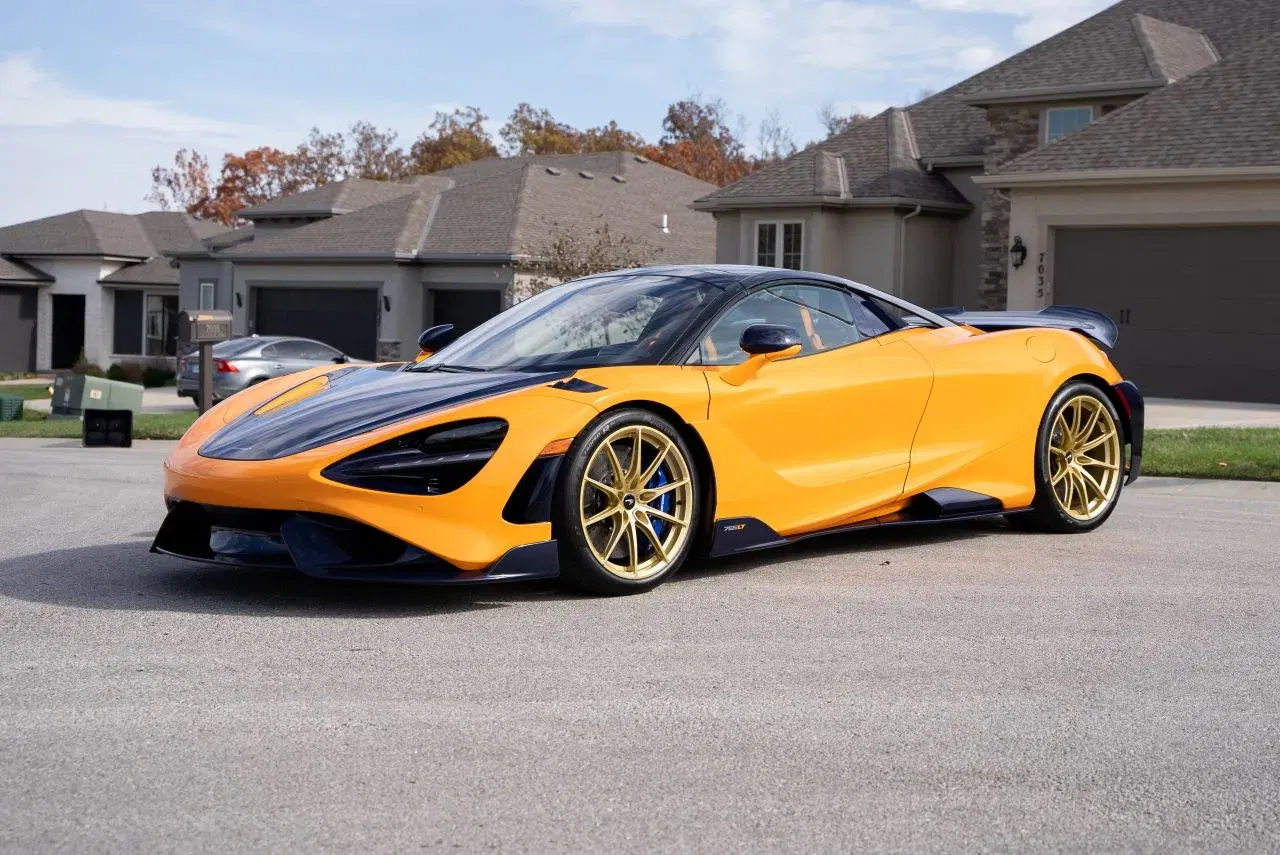 2022 McLaren 765LT Spider