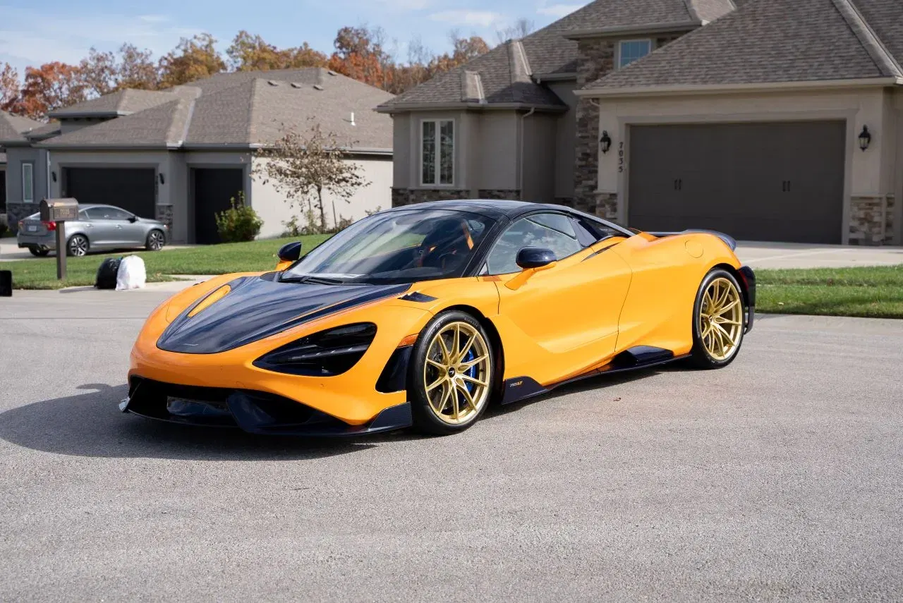 2022 McLaren 765LT Spider