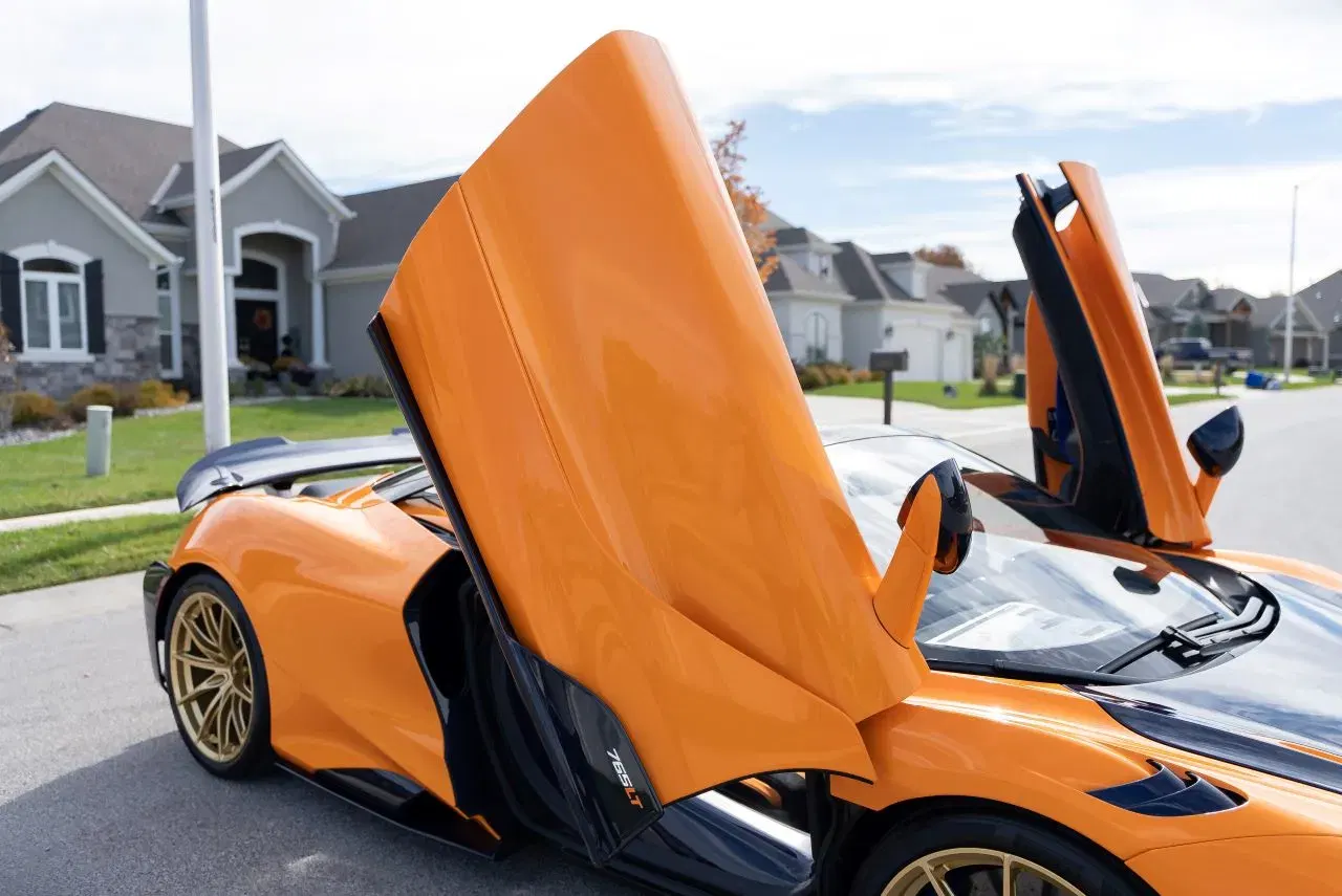 2022 McLaren 765LT Spider