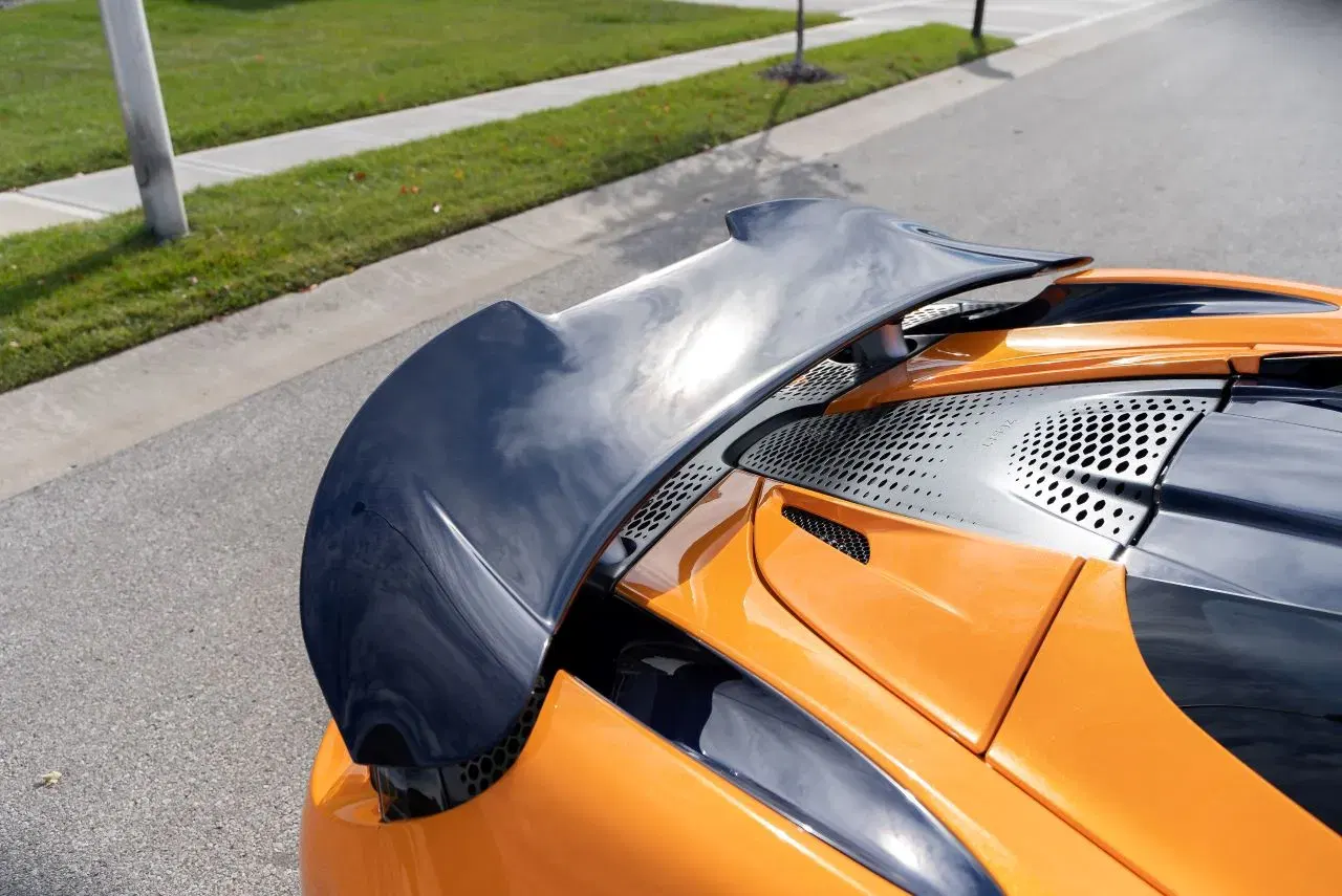 2022 McLaren 765LT Spider