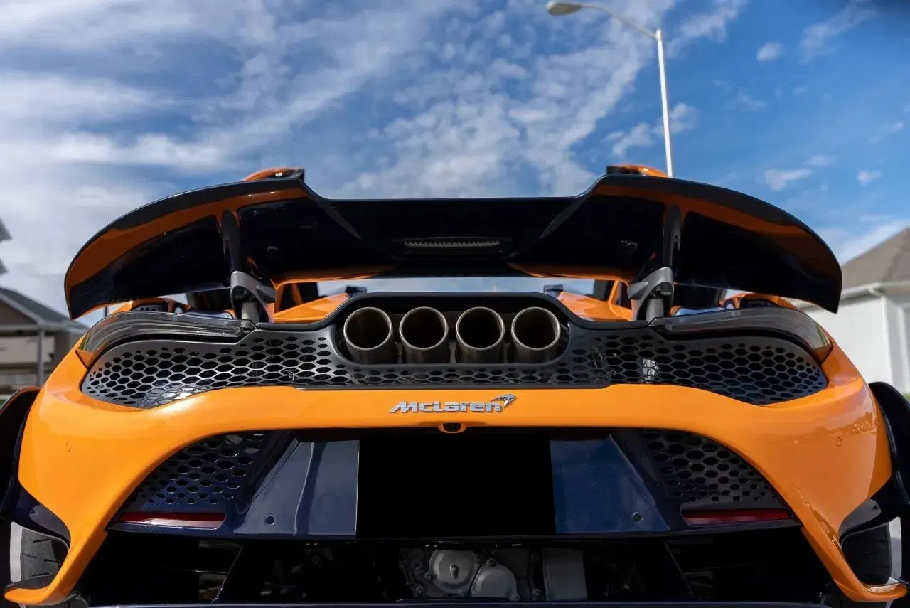 2022 McLaren 765LT Spider
