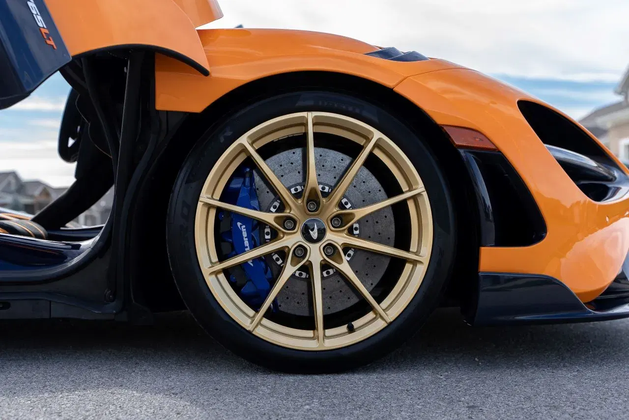 2022 McLaren 765LT Spider