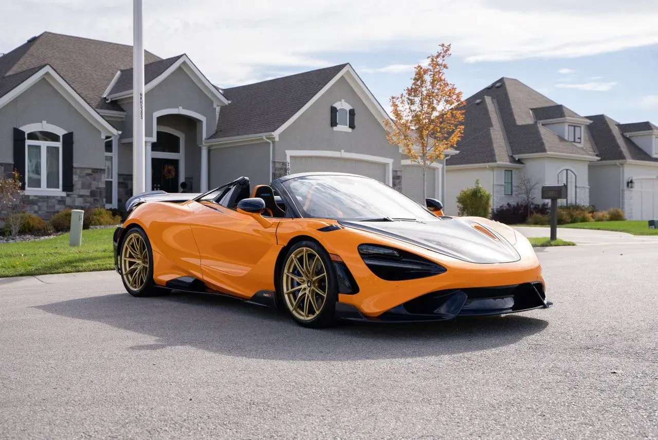 2022 McLaren 765LT Spider