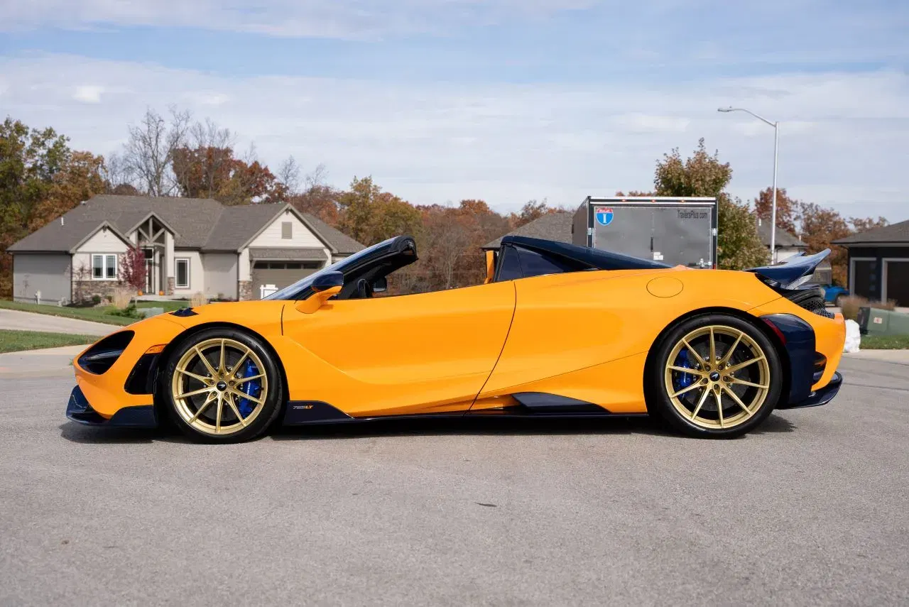 2022 McLaren 765LT Spider