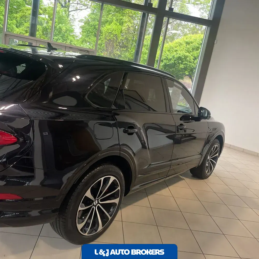 2024 Bentley Bentayga Base