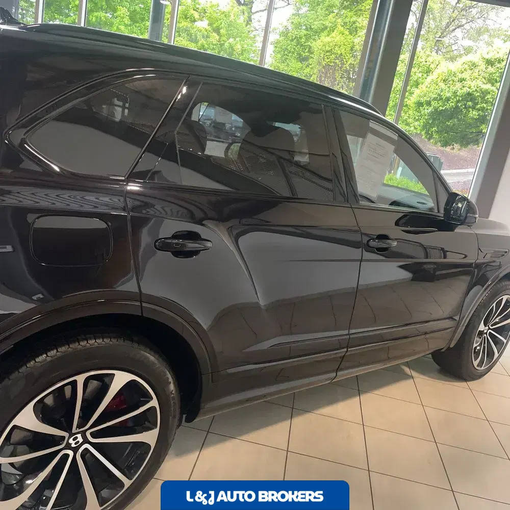 2024 Bentley Bentayga Base