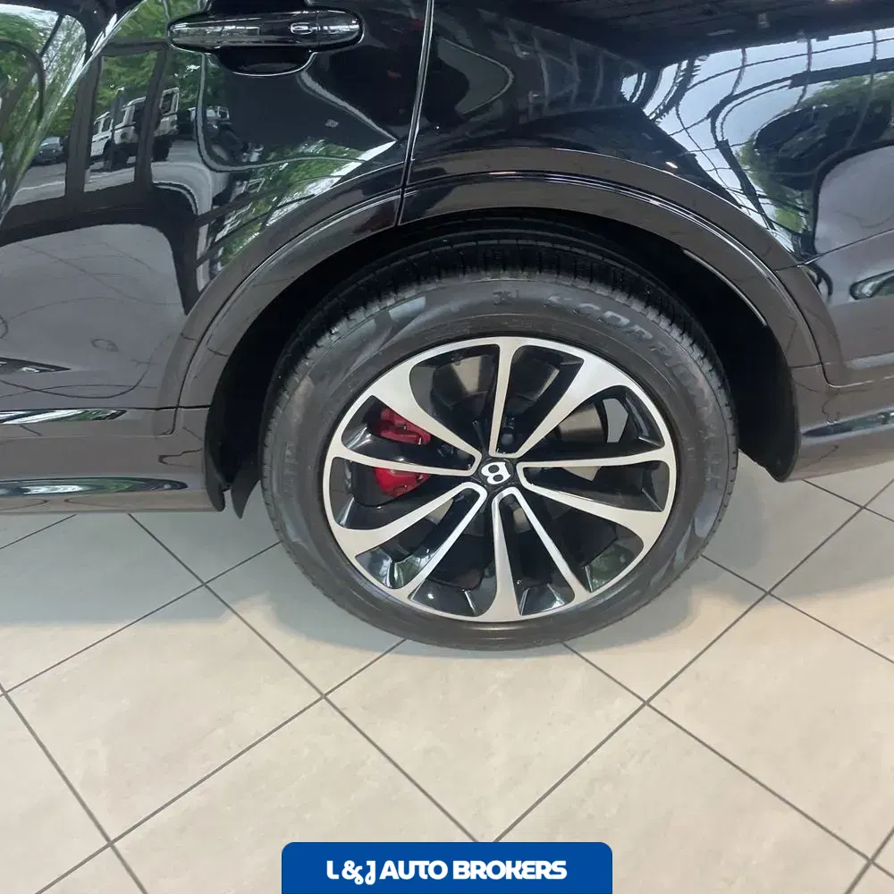 2024 Bentley Bentayga Base