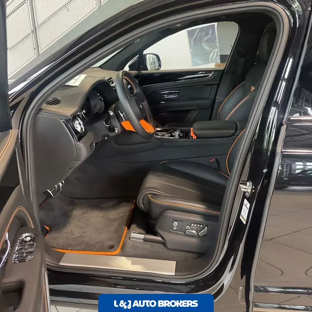 2024 Bentley Bentayga Base