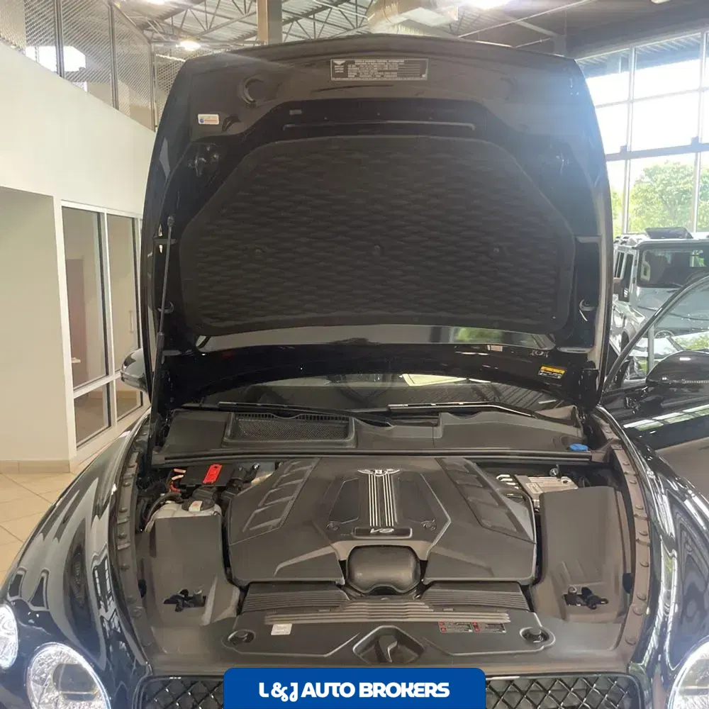 2024 Bentley Bentayga Base
