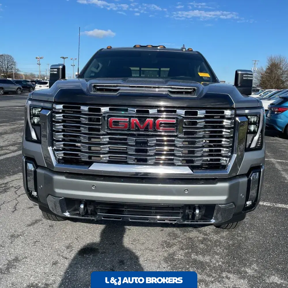2025 GMC Sierra 3500HD Denali