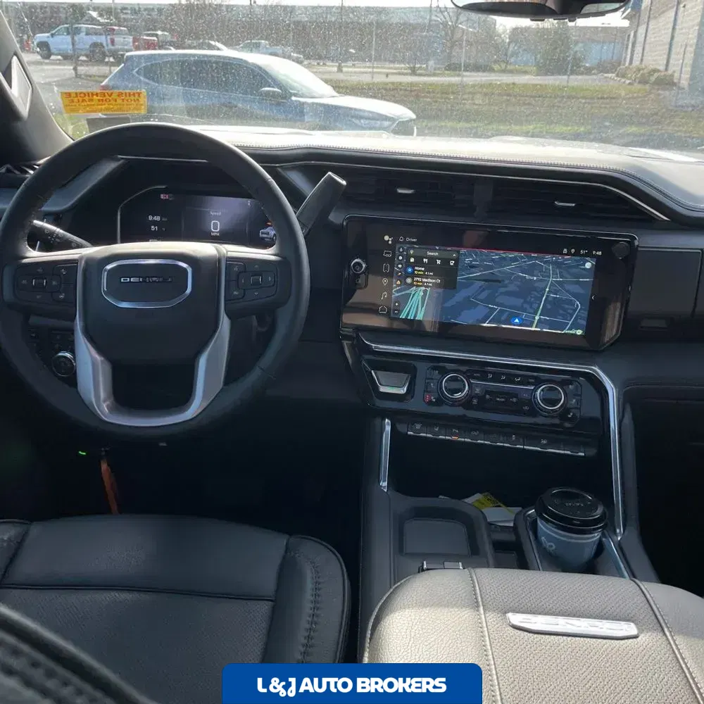 2025 GMC Sierra 3500HD Denali