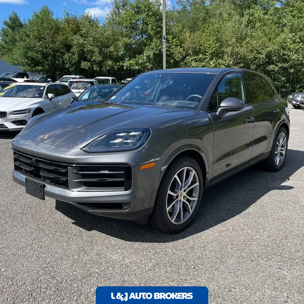 2025 Porsche Cayenne S 4D SUV