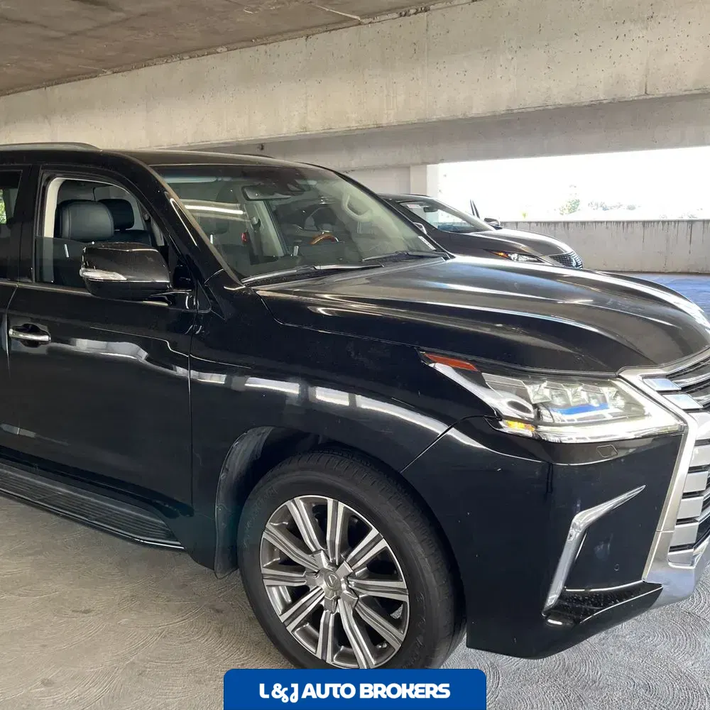 2017 Lexus LX 570 Base