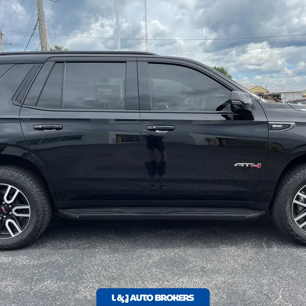 2024 GMC Yukon AT4