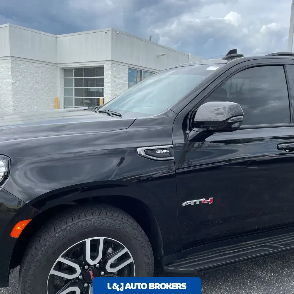 2024 GMC Yukon AT4