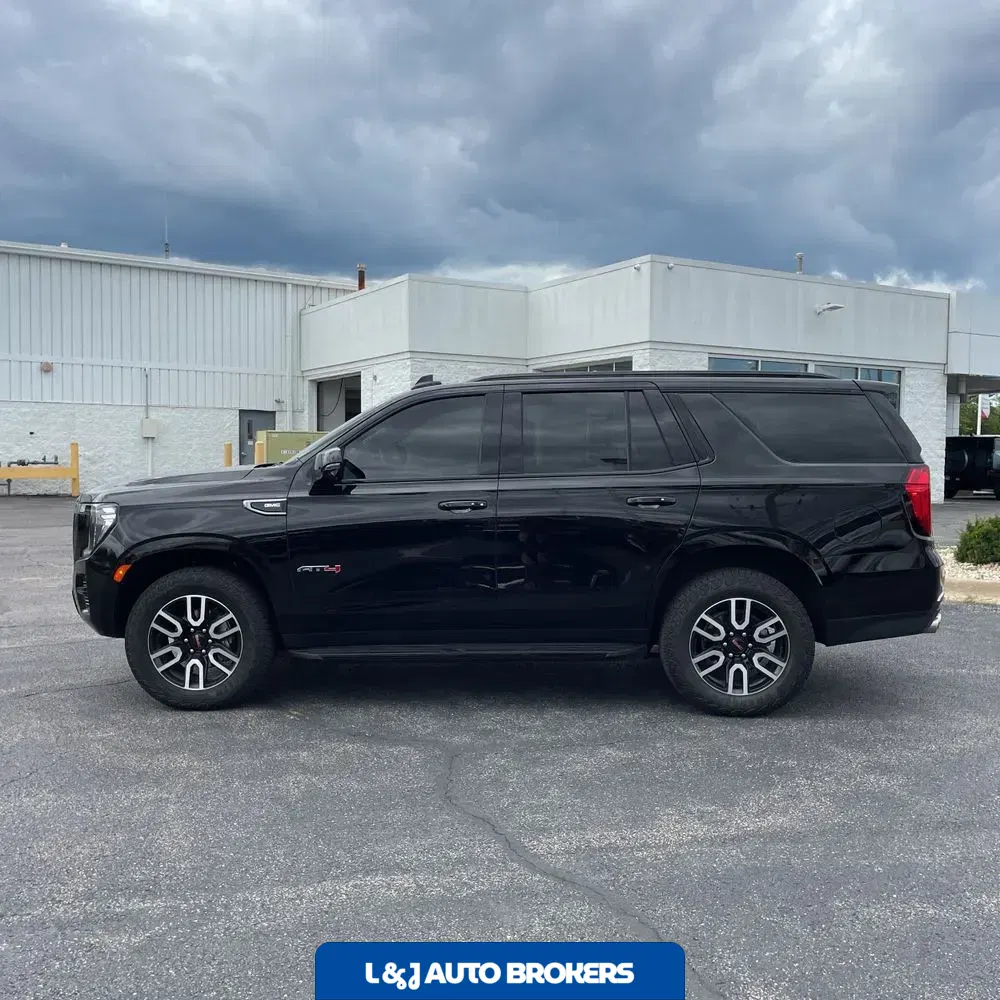 2024 GMC Yukon AT4