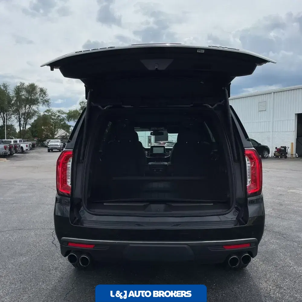 2024 GMC Yukon AT4