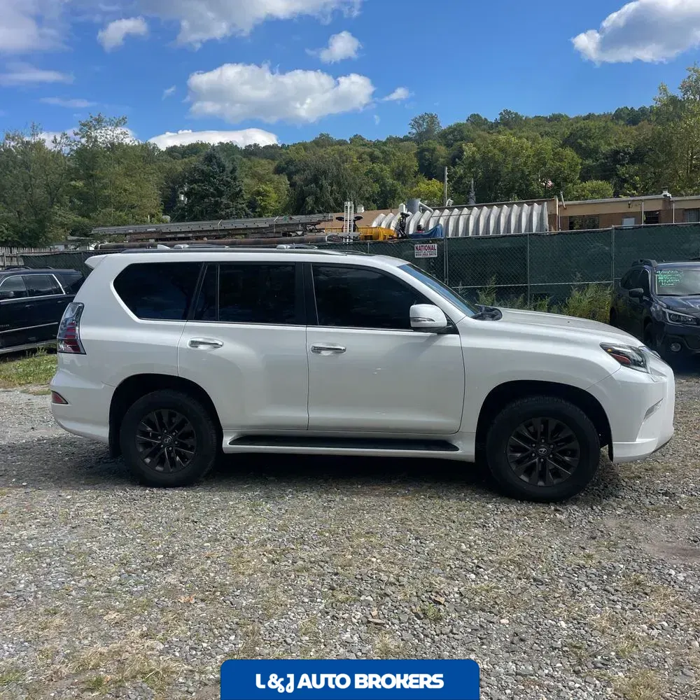 2023 Lexus GX 460 Base