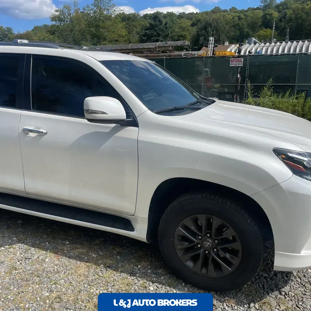 2023 Lexus GX 460 Base