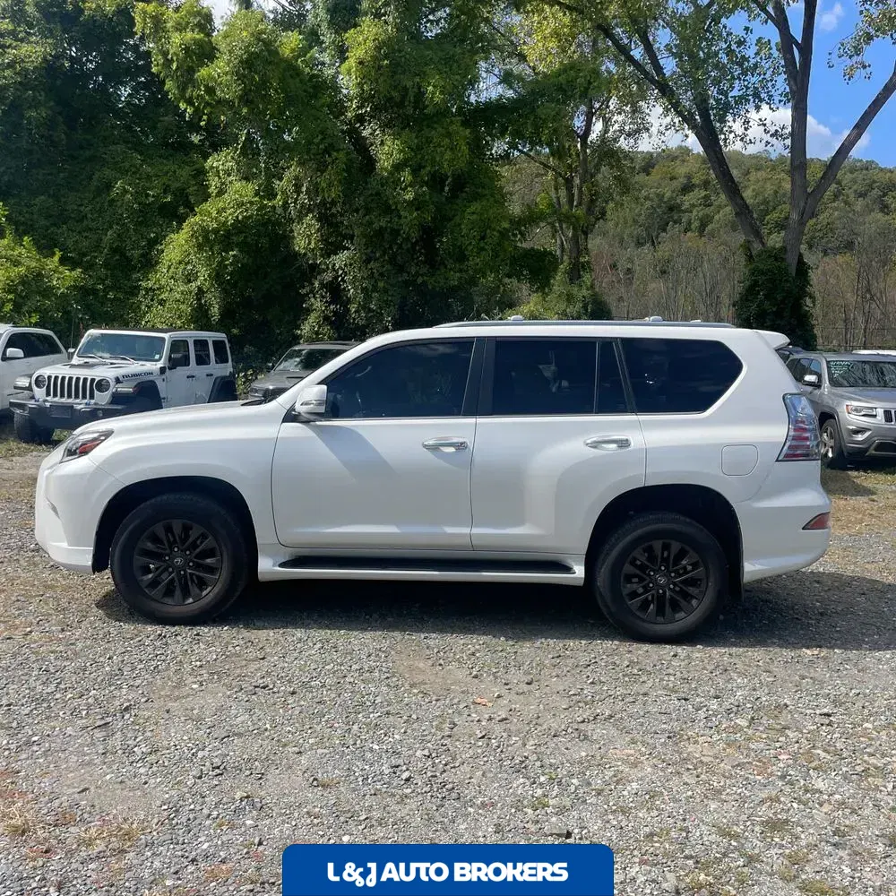 2023 Lexus GX 460 Base