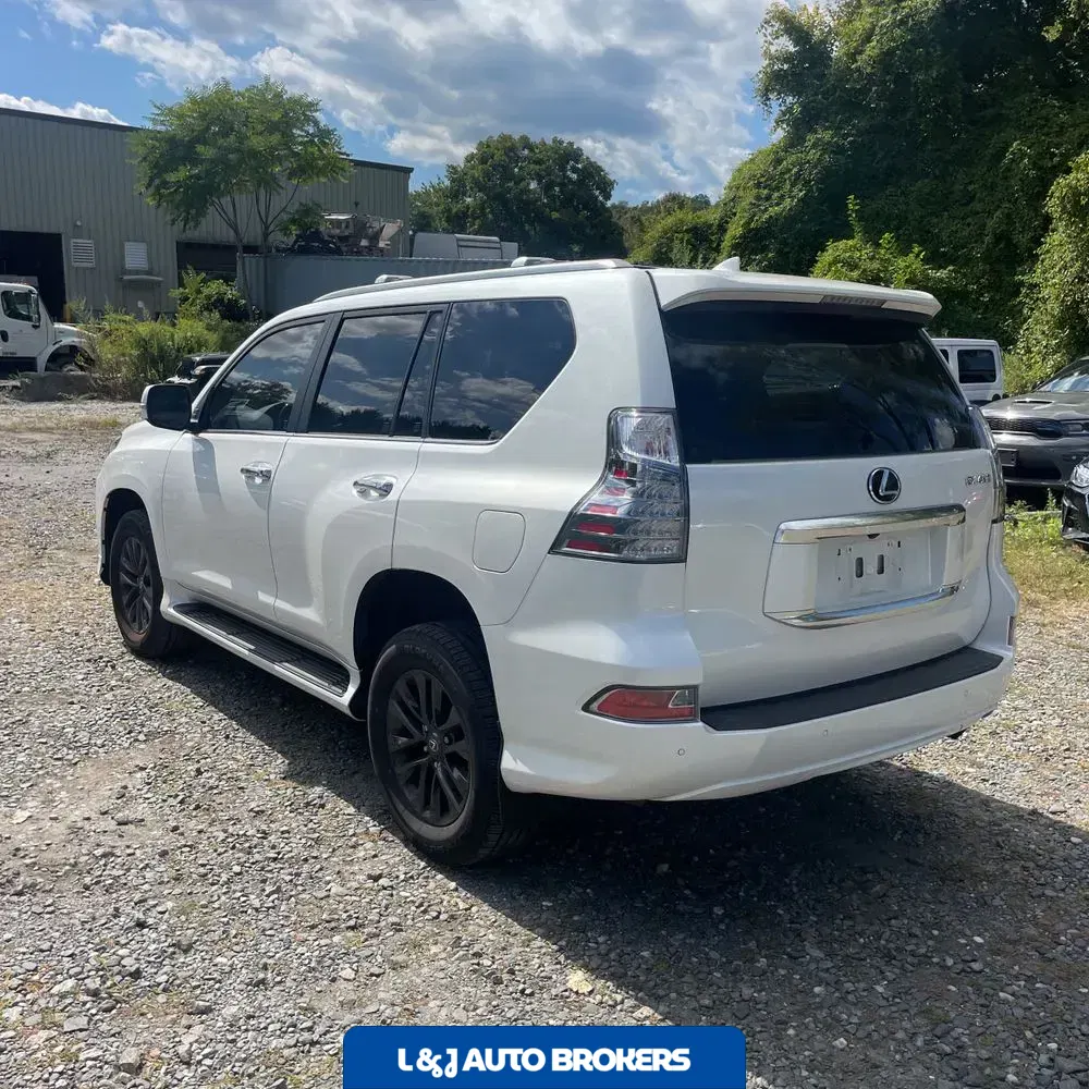 2023 Lexus GX 460 Base