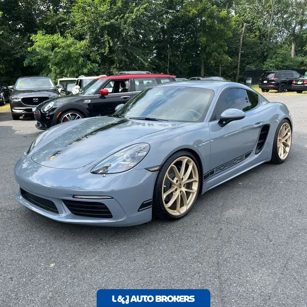 2024 Porsche 718 Cayman Base