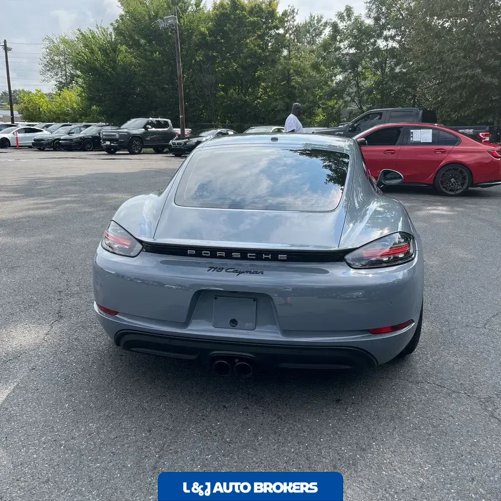 2024 Porsche 718 Cayman Base