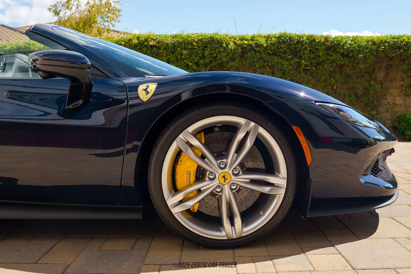 2025 Ferrari 296 GTS