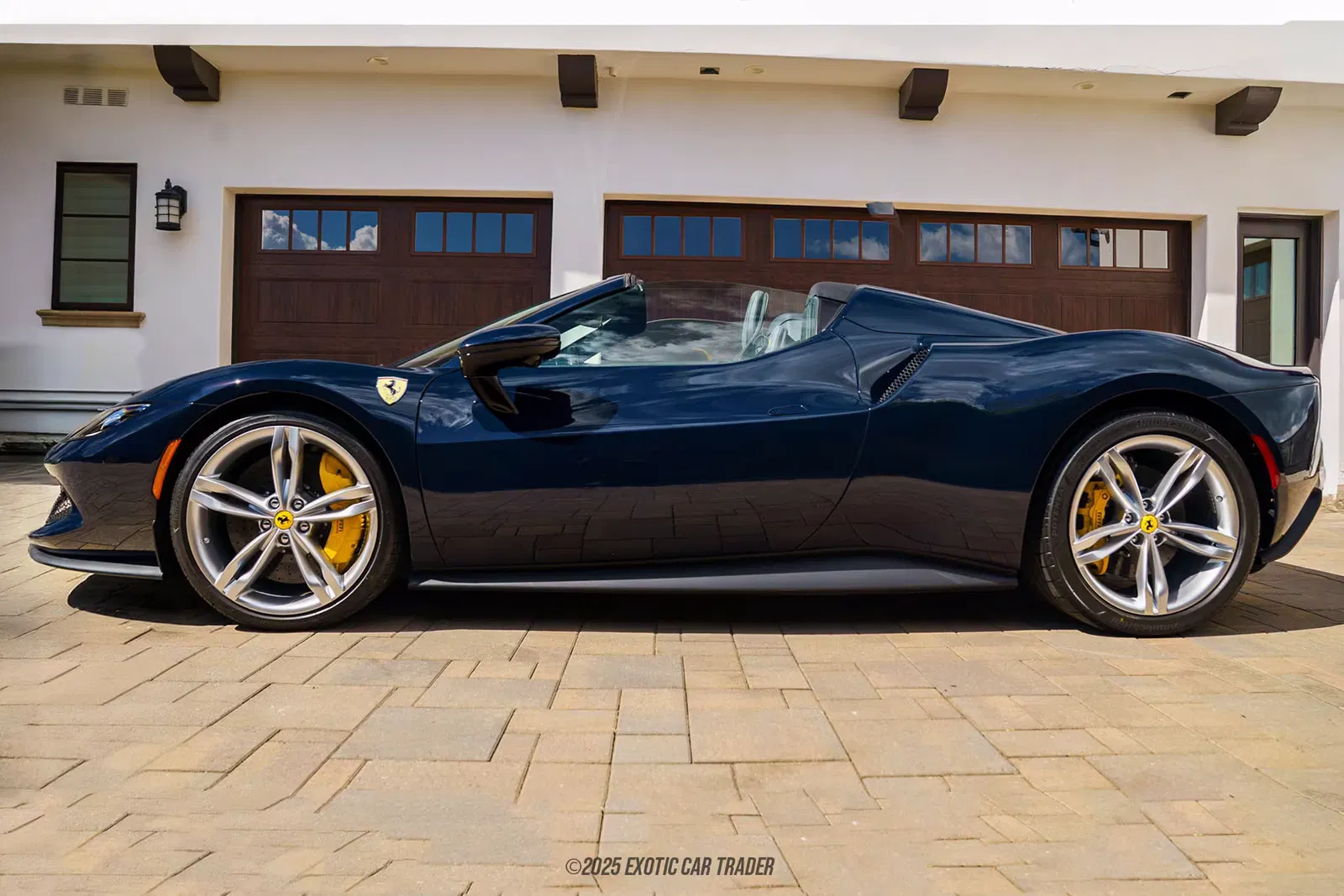 2025 Ferrari 296 GTS