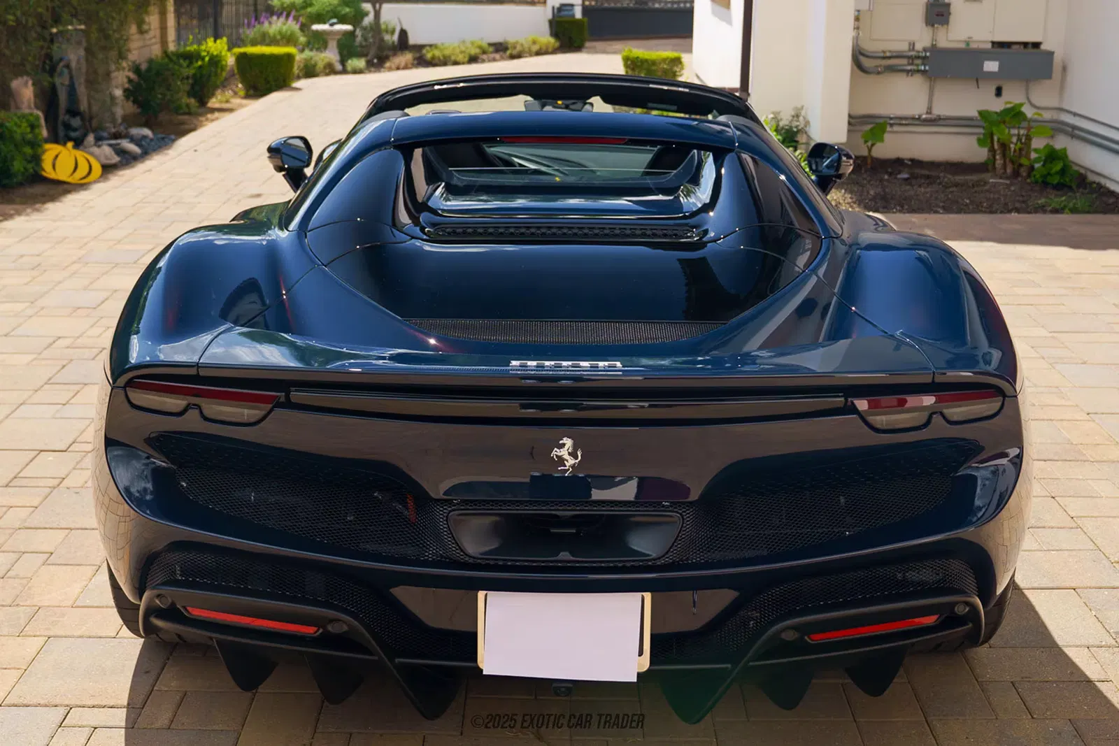 2025 Ferrari 296 GTS