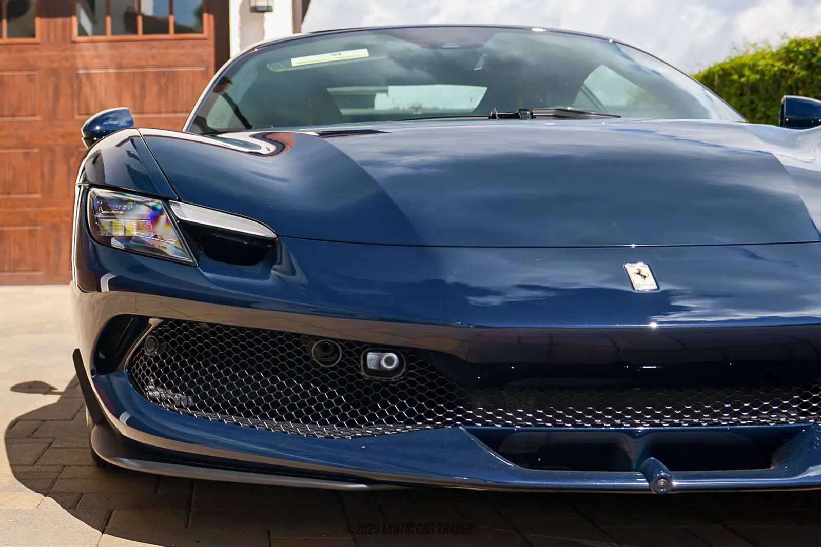 2025 Ferrari 296 GTS