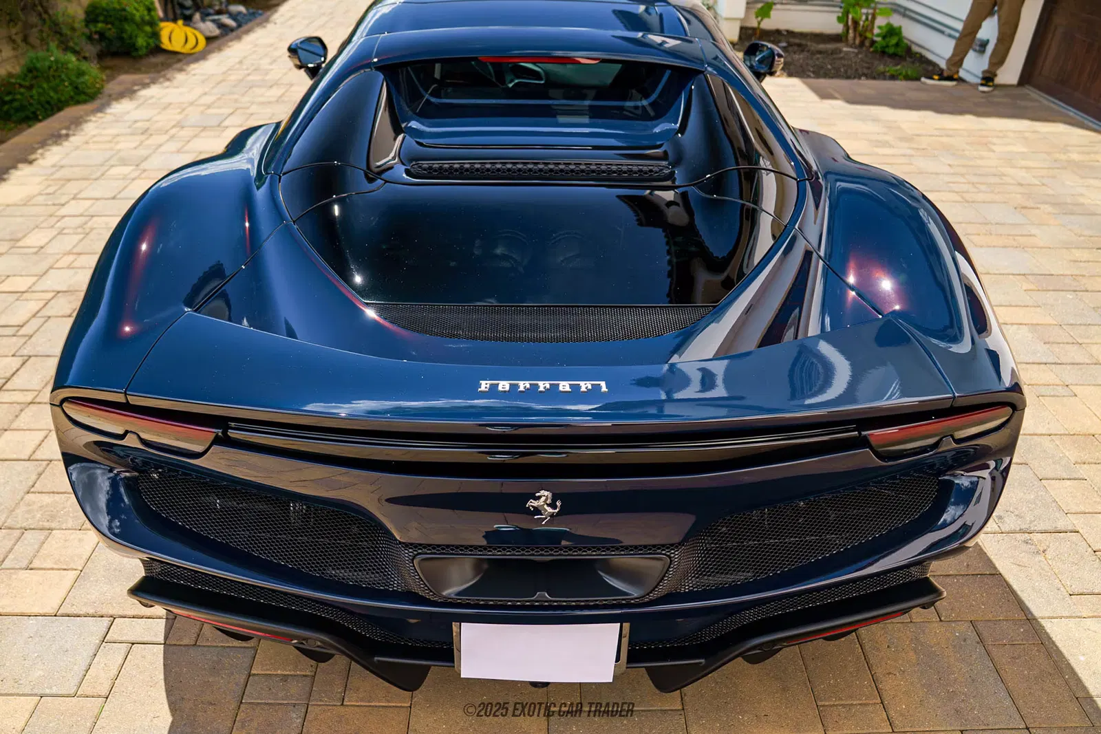 2025 Ferrari 296 GTS