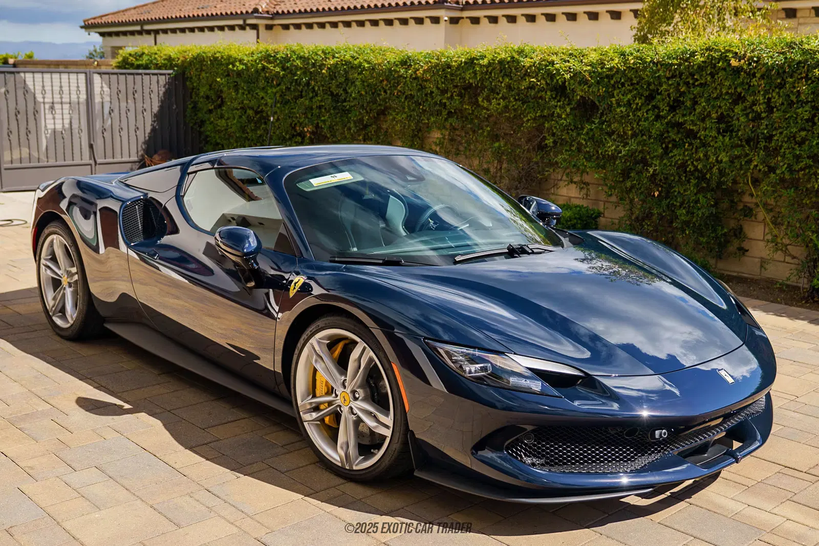 2025 Ferrari 296 GTS