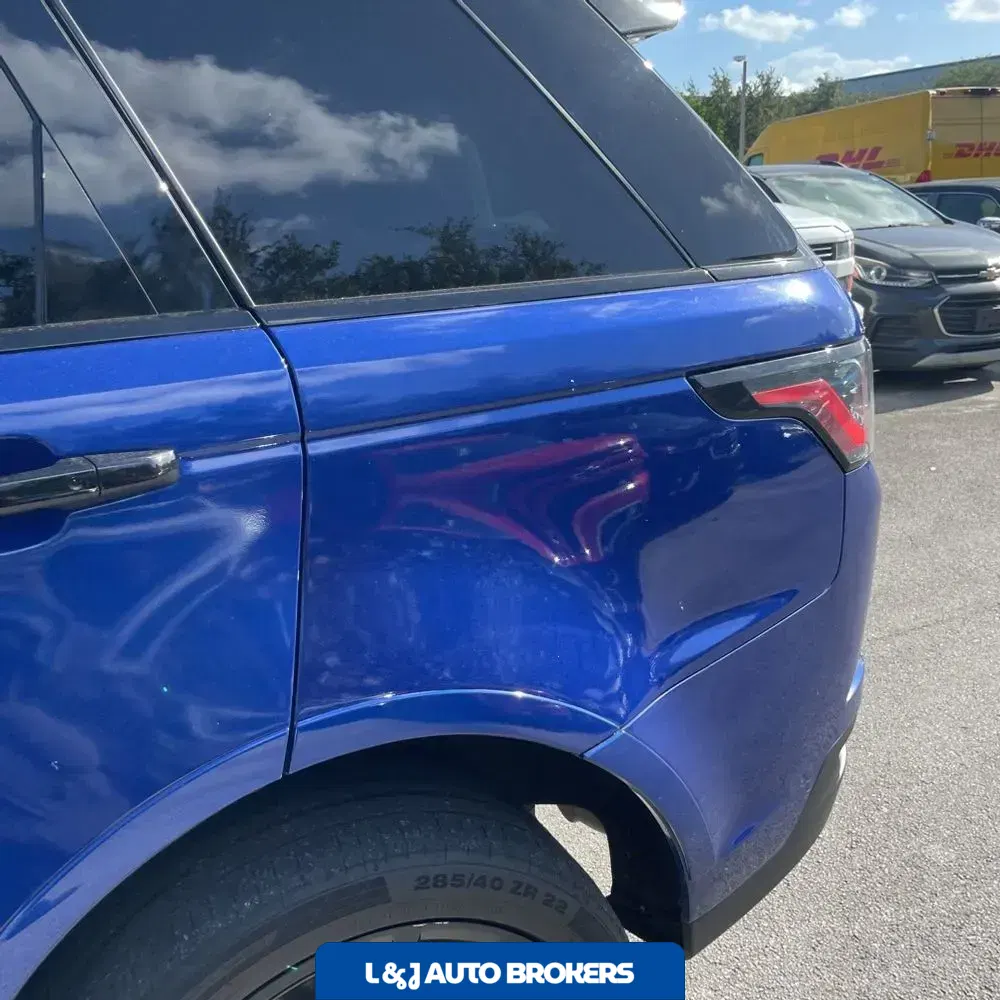 2020 Land Rover Range Rover Sport SVR
