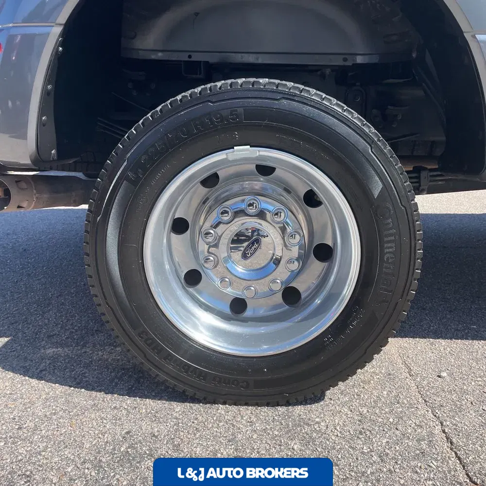 2022 Ford F-450 Super Duty Lariat