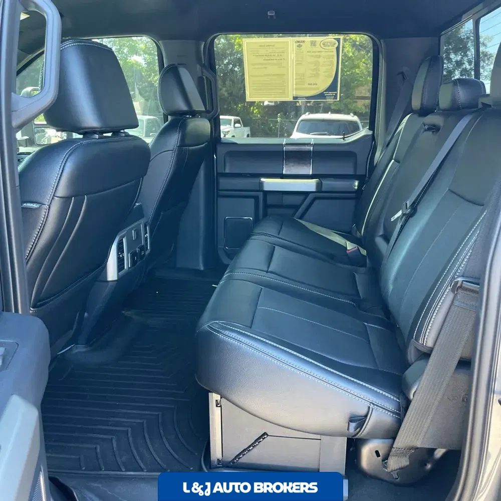 2022 Ford F-450 Super Duty Lariat