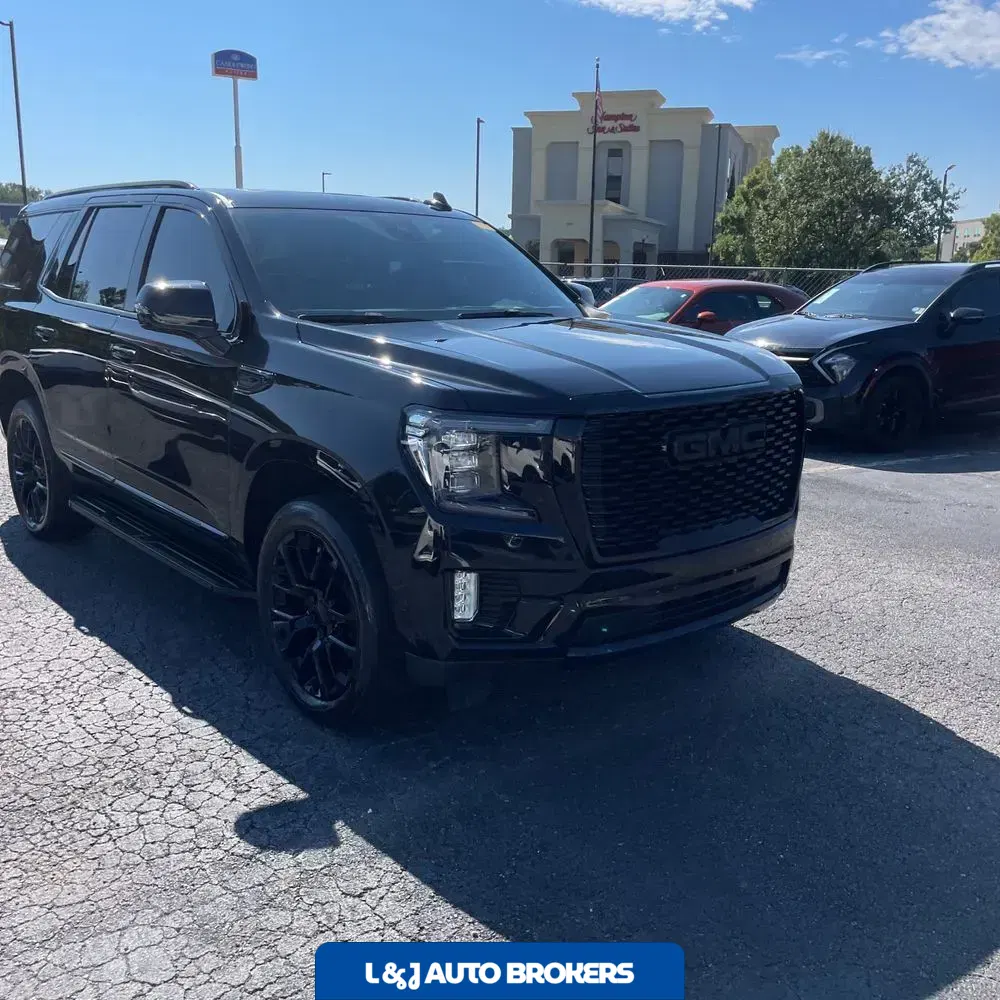 2023 GMC Yukon SLT