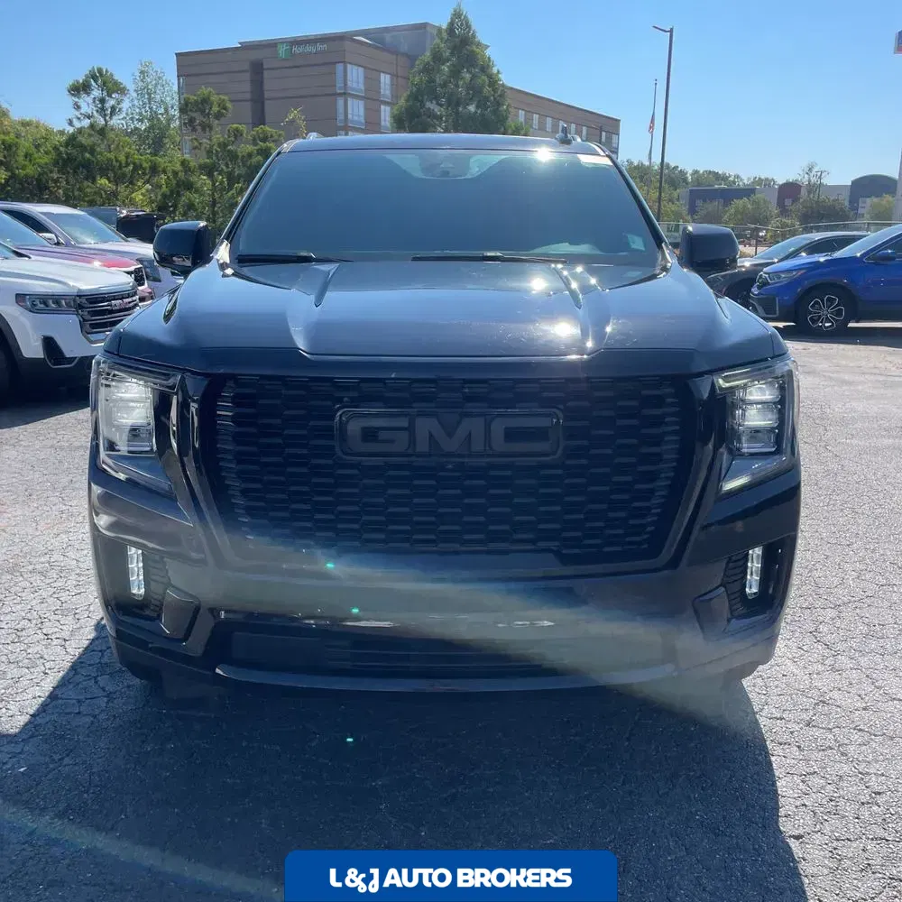 2023 GMC Yukon SLT