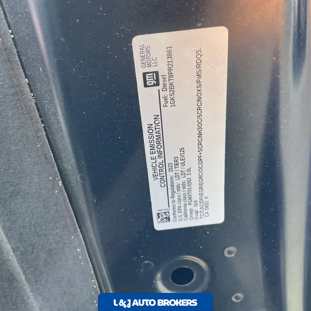 2023 GMC Yukon SLT