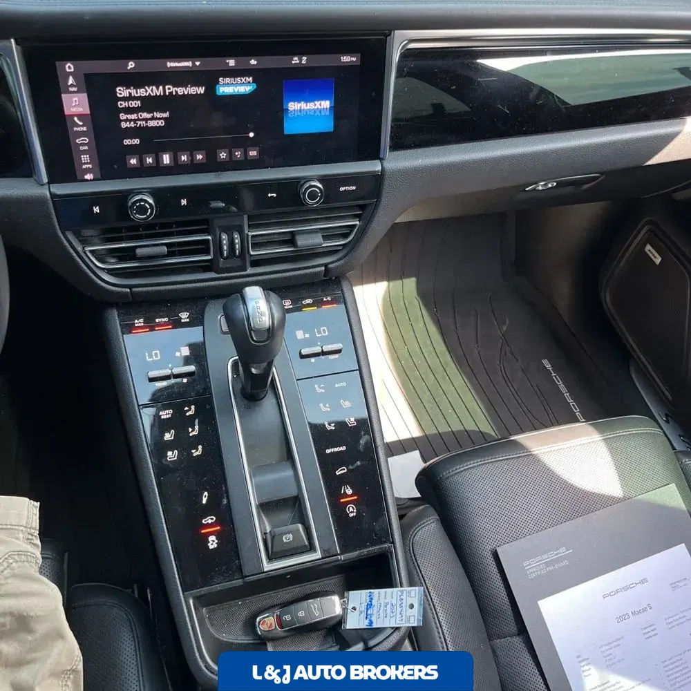 2023 Porsche Macan S
